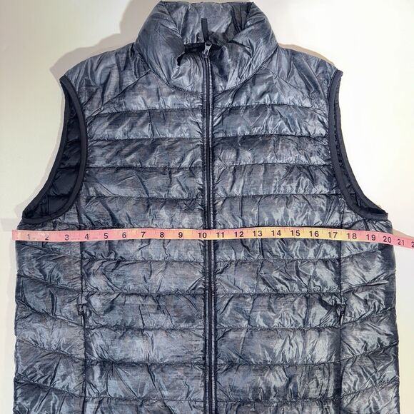 Uniqlo Down Puffer Vest Navy Blue Pockets Packable Light Women Medium - Picture 5 of 10